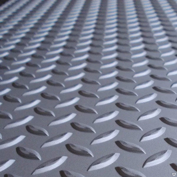 Лист рифленый стальной чечевица 4х1500х6000