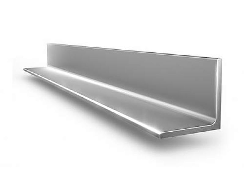 Уголок стальной г/к равнополочный 32х32х4 мм