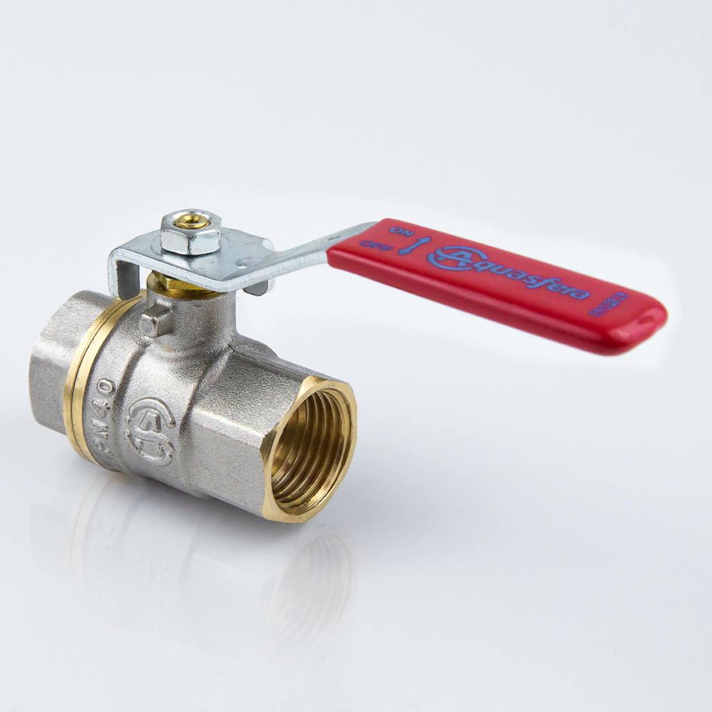 Кран шаровый латунь никель Ду15 Ру40 ВР рычаг Aquasfera 1001-01, РФ